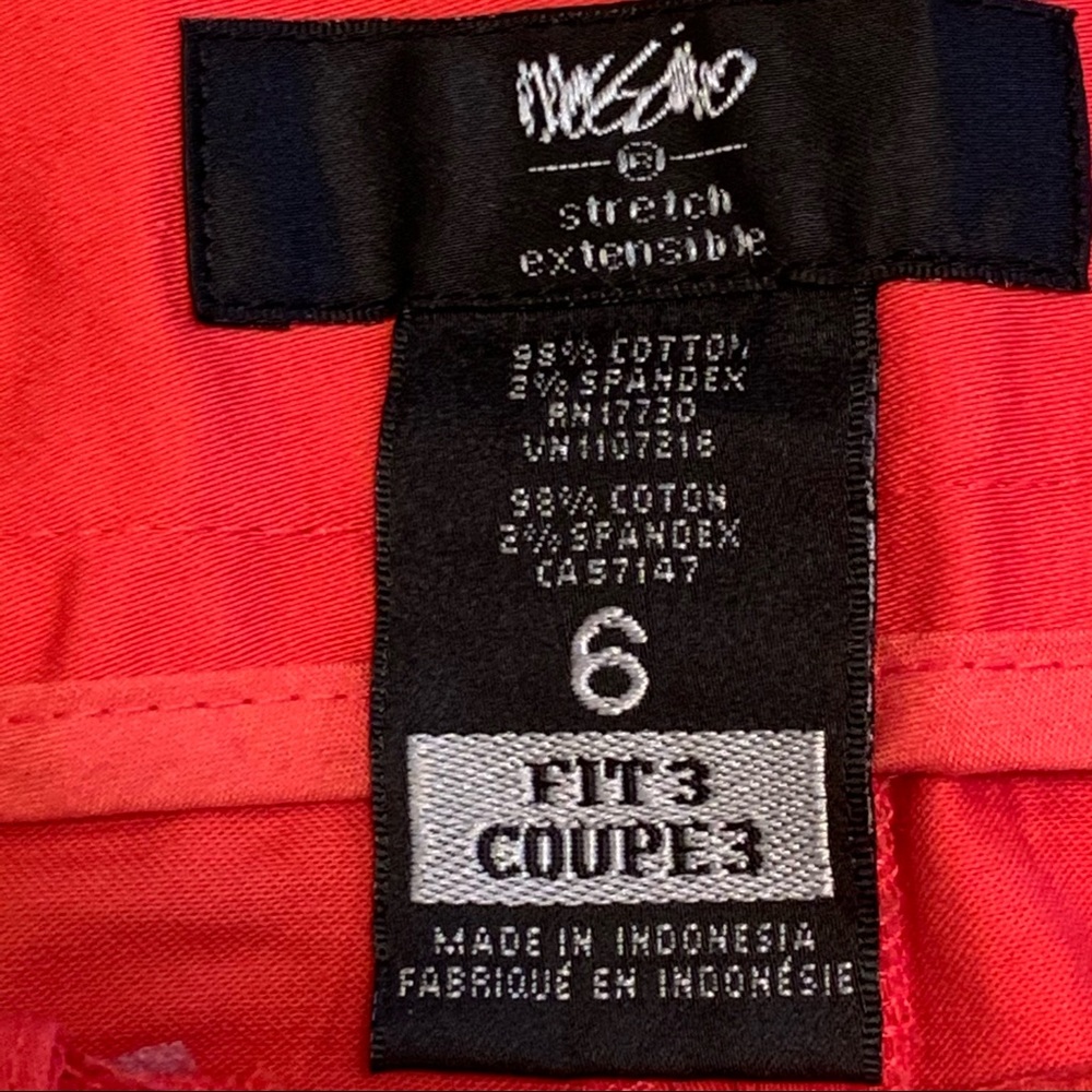 NWT Mossimo Red‎ Stretch Bermuda Walking Shorts 6 - Picture 6 of 14